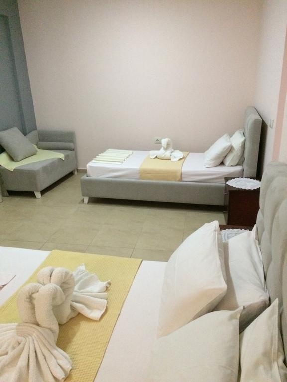 סרנדה Hotel Soan מראה חיצוני תמונה
