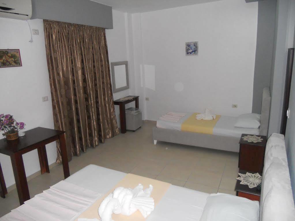 סרנדה Hotel Soan מראה חיצוני תמונה