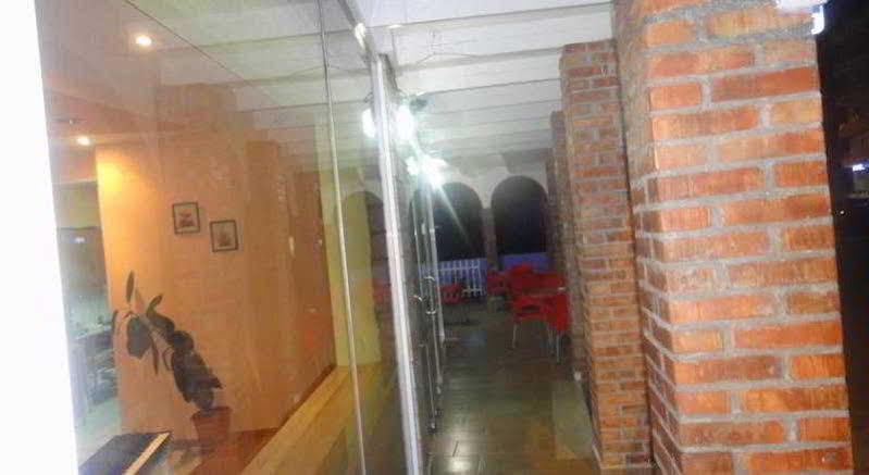 סרנדה Hotel Soan מראה חיצוני תמונה